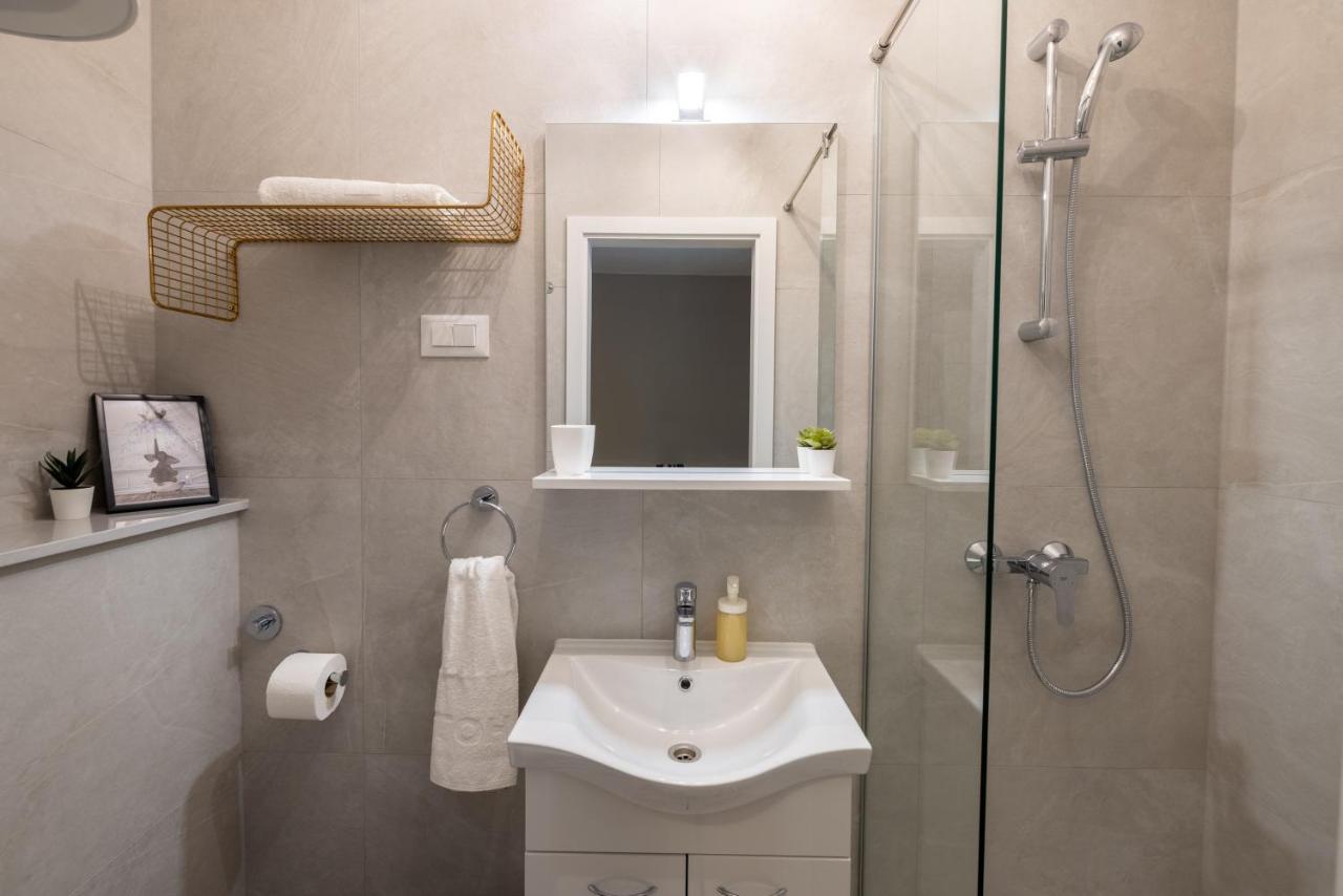 מאקרסקה Apartment Bili-Sea View Apartment In The Center מראה חיצוני תמונה